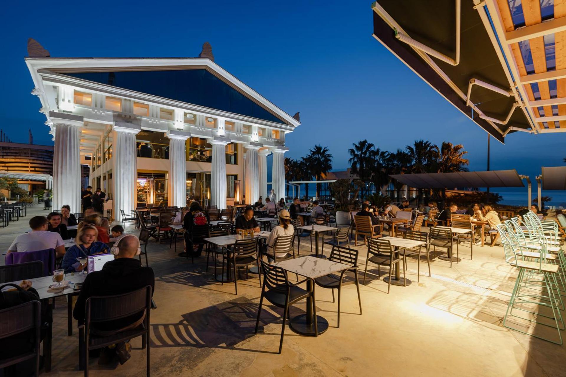 Real Palace Batumi Exterior photo